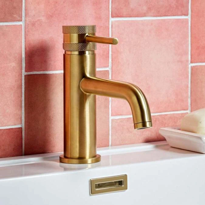 Scudo Core Brushed Brass Mono Basin Mixer Tap | Modern Bathroom Tap 4 Scudo Core Brushed Brass Mono Basin Mixer Tap | Modern Bathroom Tap - Image 2