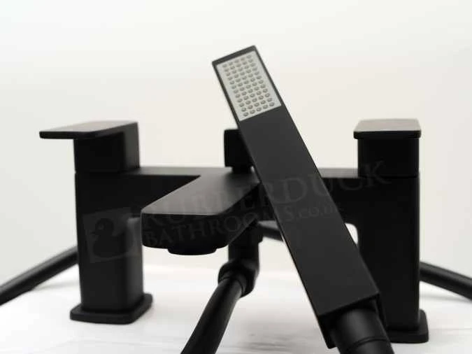 Fife Black Bath Shower Mixer Tap - Highlife Bathrooms | Modern Bathroom Taps 5 Fife Black Bath Shower Mixer Tap - Highlife Bathrooms | Modern Bathroom Taps - Image 3